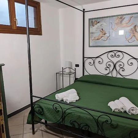 Holiday home I Giardini